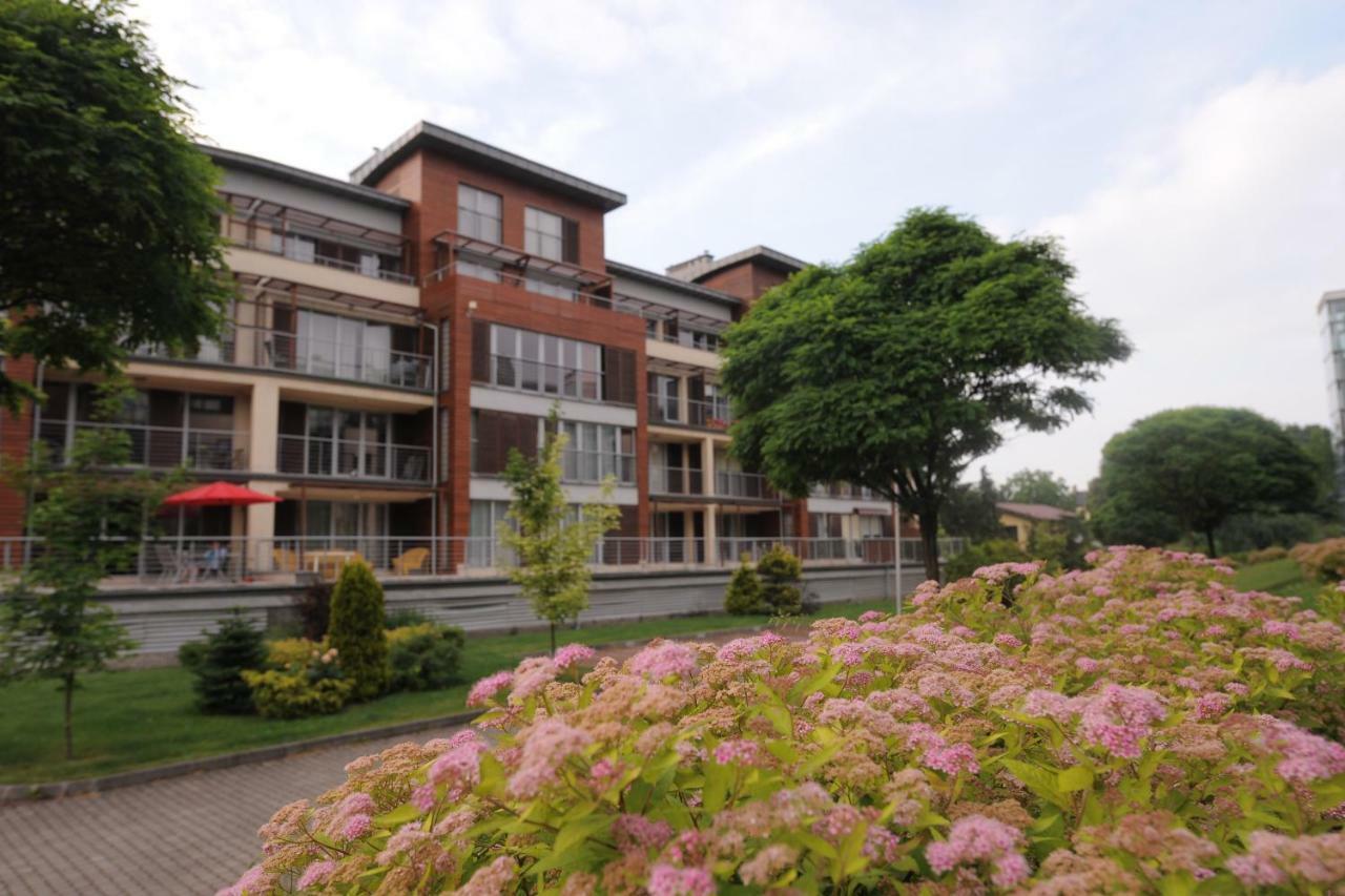 Apartament Zeta Lux ウストロン エクステリア 写真