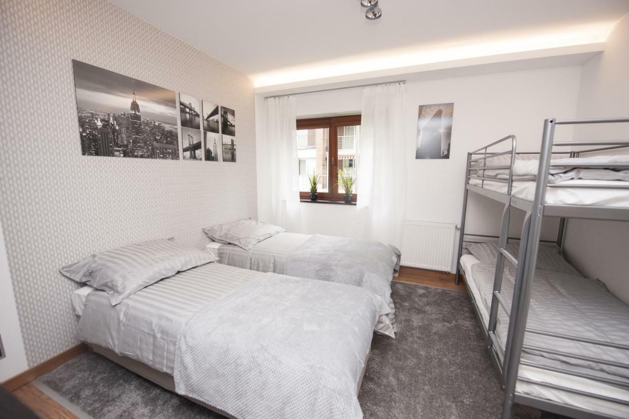 Apartament Zeta Lux ウストロン エクステリア 写真